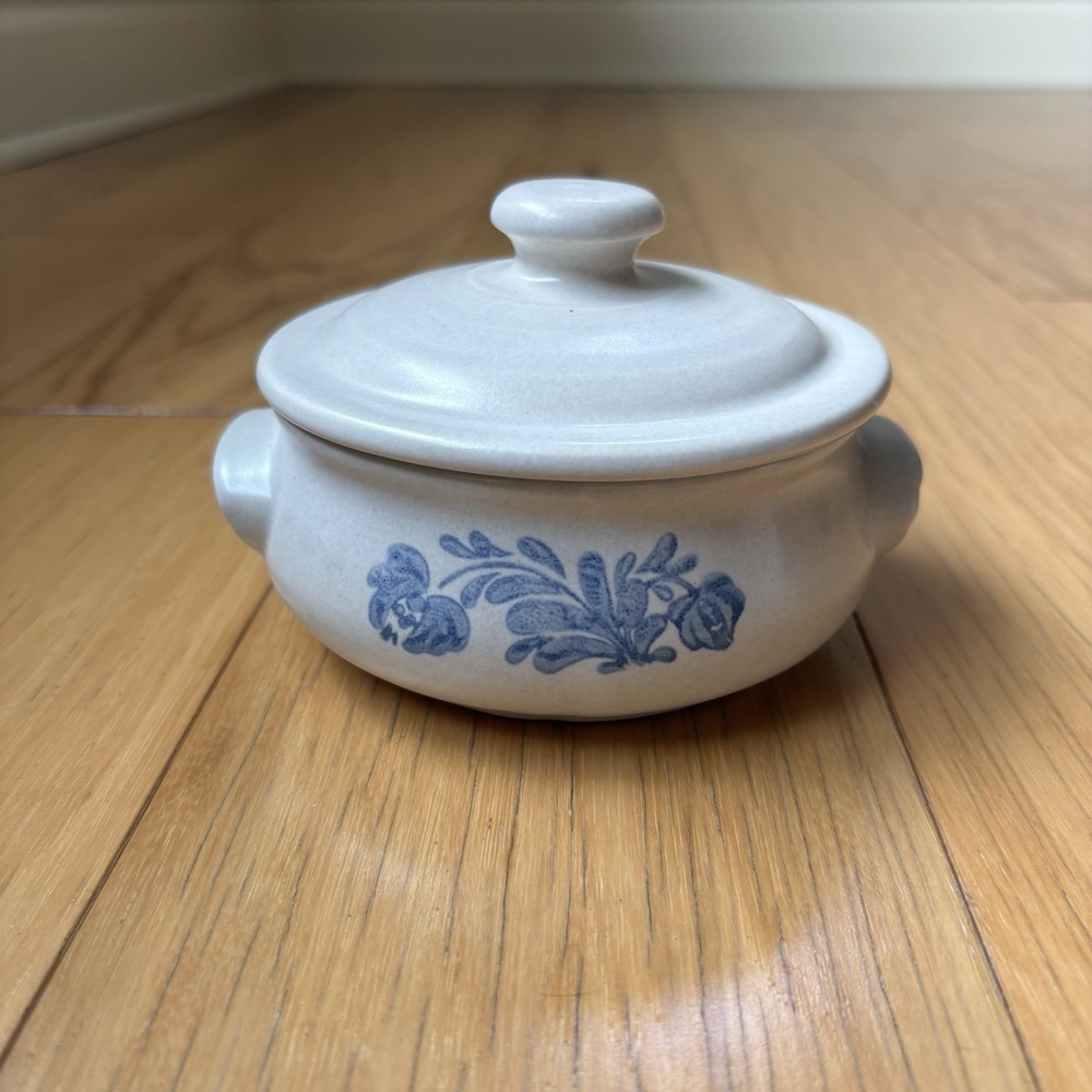 Pfaltzgraff Yorktowne Chowder Bowl 305Y With Lid Individual Single Size